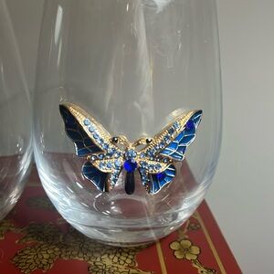 Rachel Zoe blue butterfly wine glass. Sev styles avail. 1 for $15 each addl $10